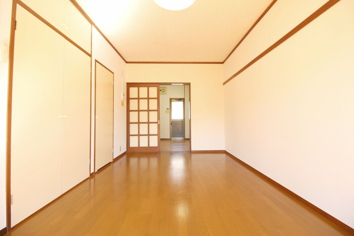 物件内観写真8　(居室)