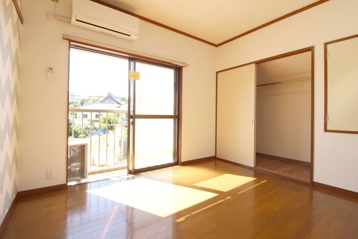 物件内観写真21　(室内からの展望)