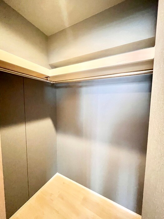 物件内観写真12　(収納)