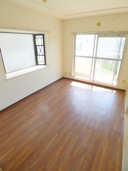 物件内観写真9　(ベランダ・バルコニー)