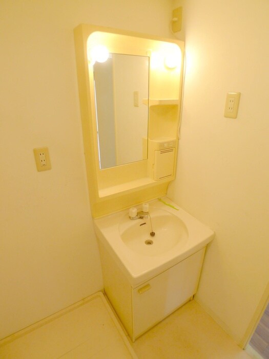 物件内観写真11　(洗面)