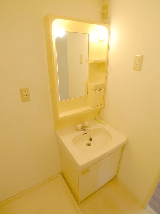 物件内観写真12　(洗面)