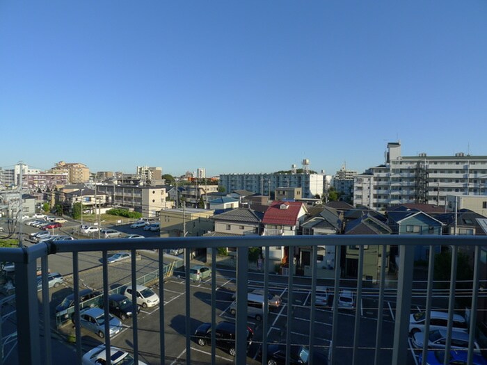 物件内観写真14　(室内からの展望)