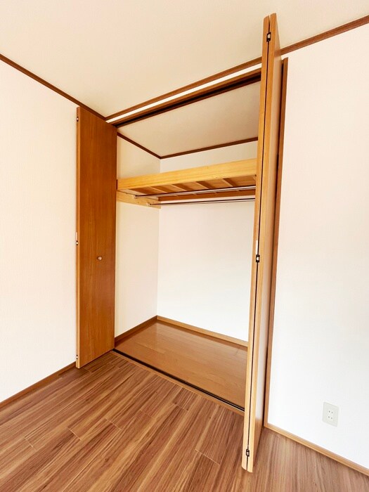 物件内観写真13　(収納)