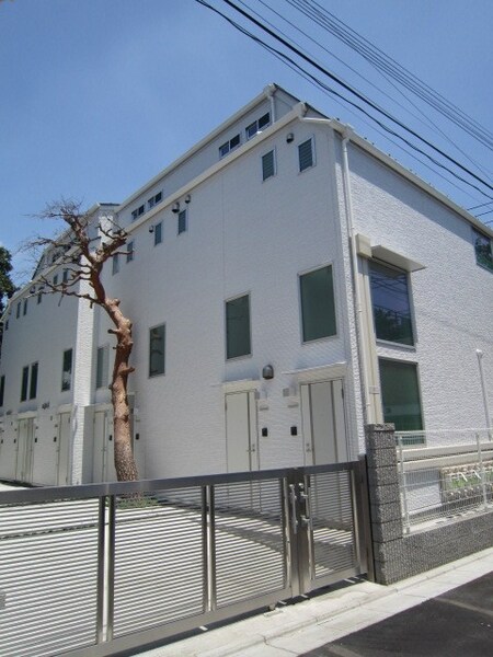 世田谷セントラル(サウス棟)外観写真