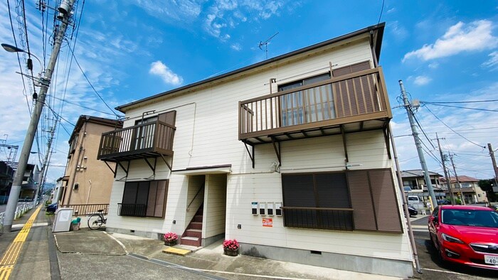 ペティ－フラワ－ハウスの物件外観写真