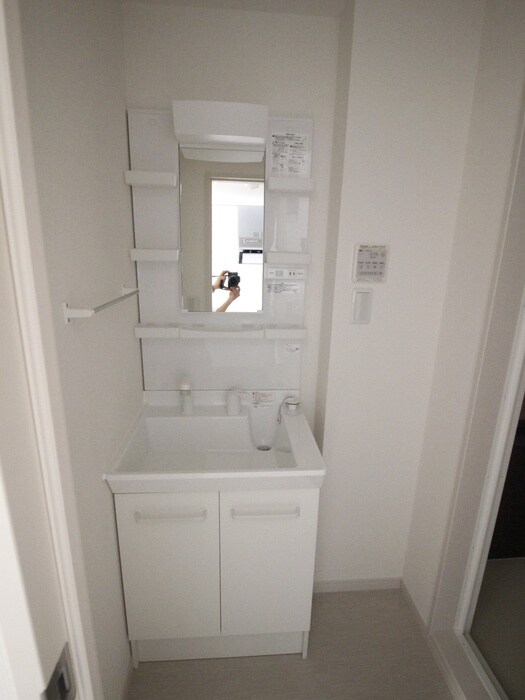 物件内観写真10　(洗面)
