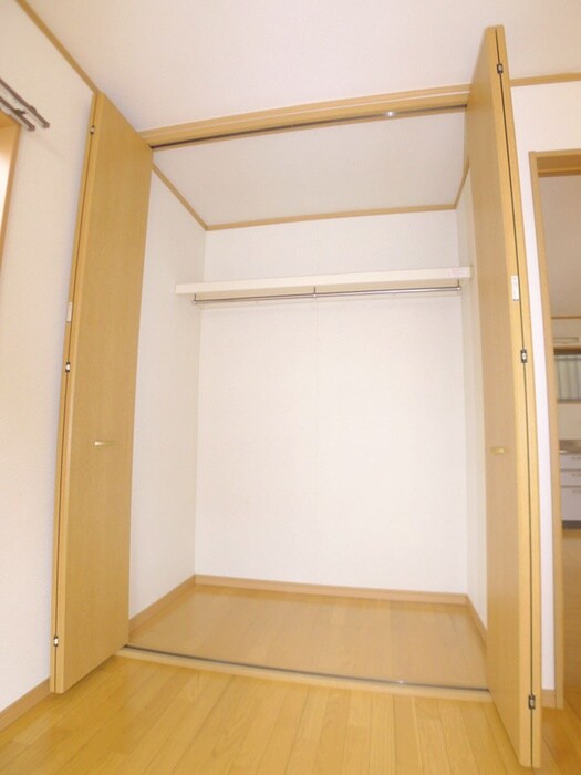 物件内観写真8　(収納)