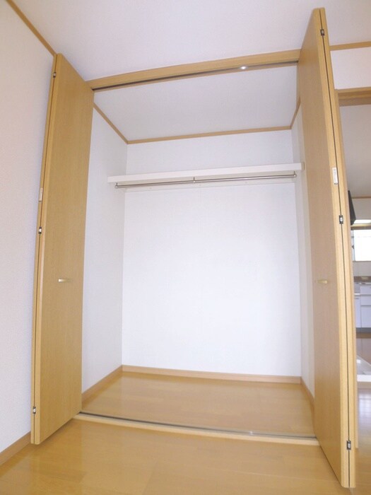 物件内観写真8　(収納)