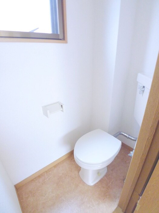 物件内観写真11　(トイレ)