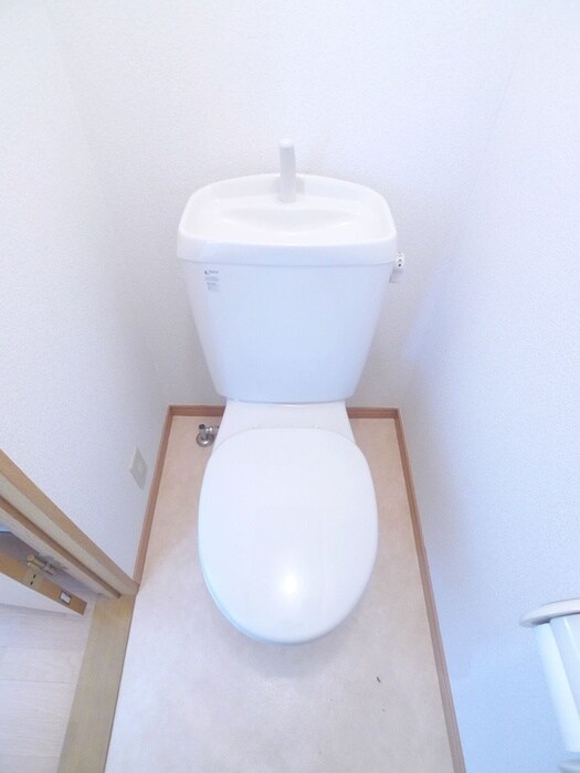 物件内観写真11　(トイレ)