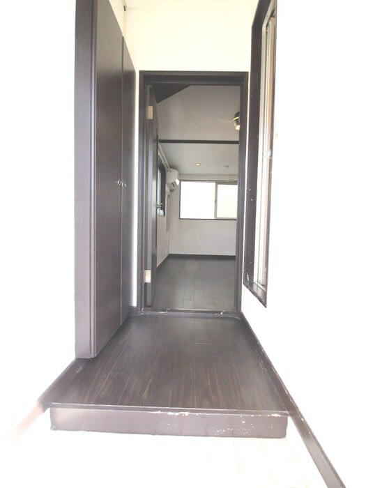 物件内観写真17　(廊下)