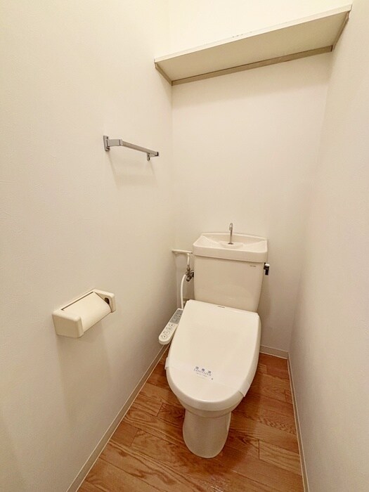 物件内観写真11　(トイレ)