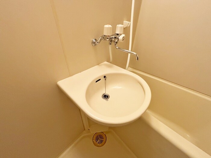 物件内観写真15　(洗面)