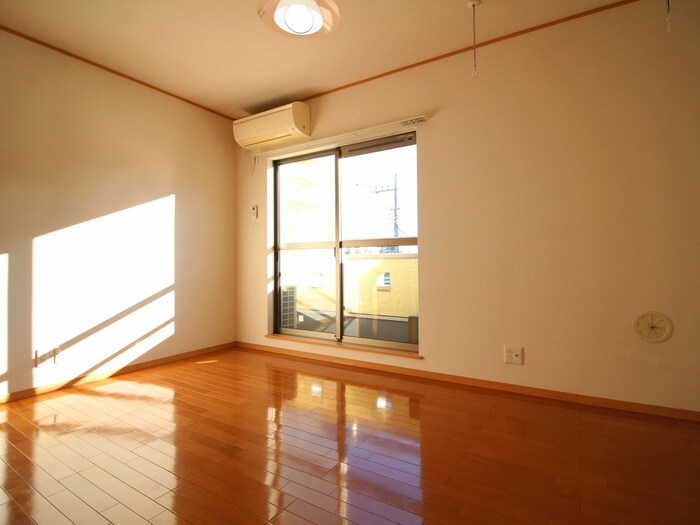 物件内観写真13　(居室)