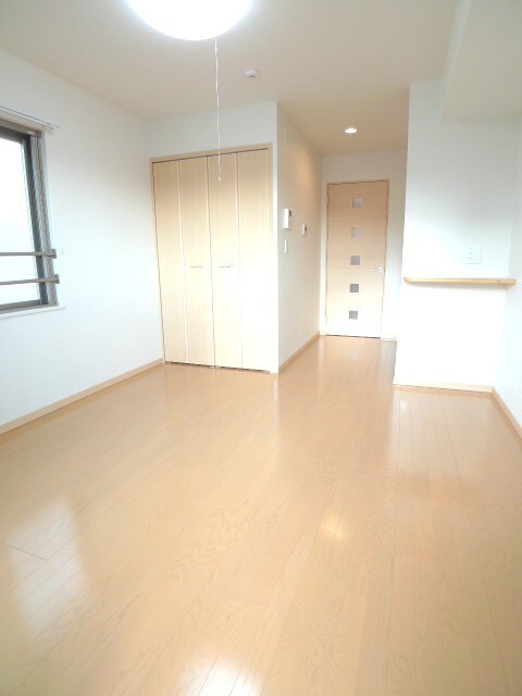 物件内観写真4　(居室)