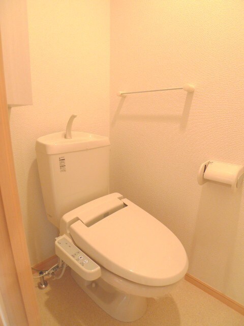 物件内観写真10　(トイレ)