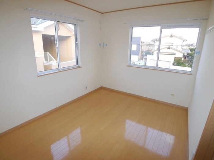 物件内観写真9　(居室)