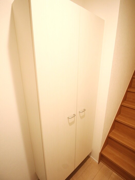 物件内観写真17　(靴箱)