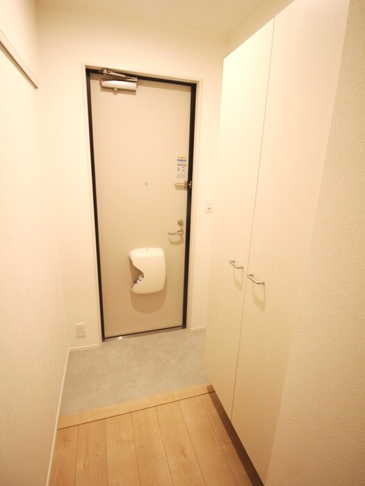 物件内観写真19　(玄関)