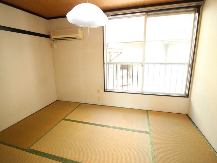 物件内観写真7　(居室)