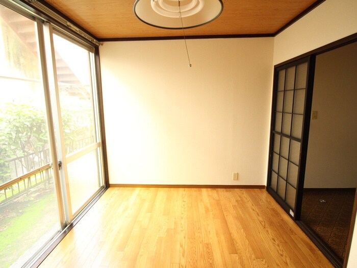 物件内観写真17　(居室)