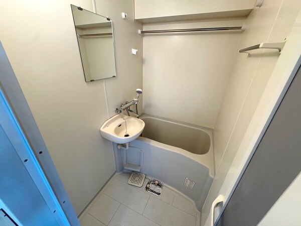 バス／シャワールーム等