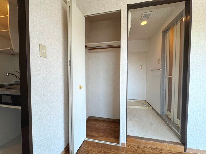 物件内観写真13　(収納)