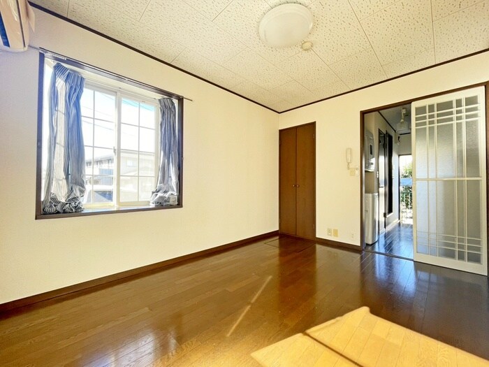 物件内観写真9　(居室)