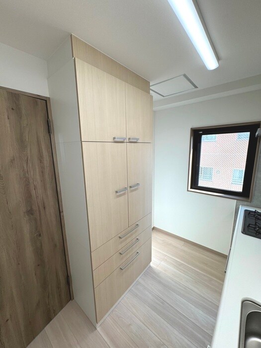 物件内観写真12　(収納)