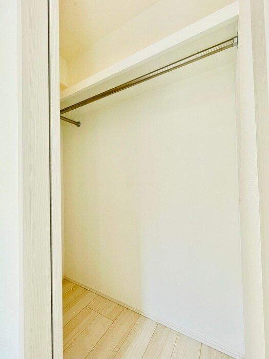 物件内観写真12　(収納)