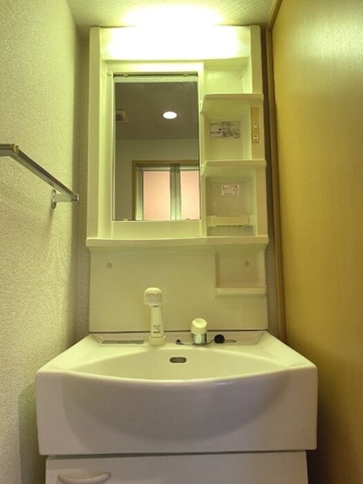 物件内観写真9　(洗面)