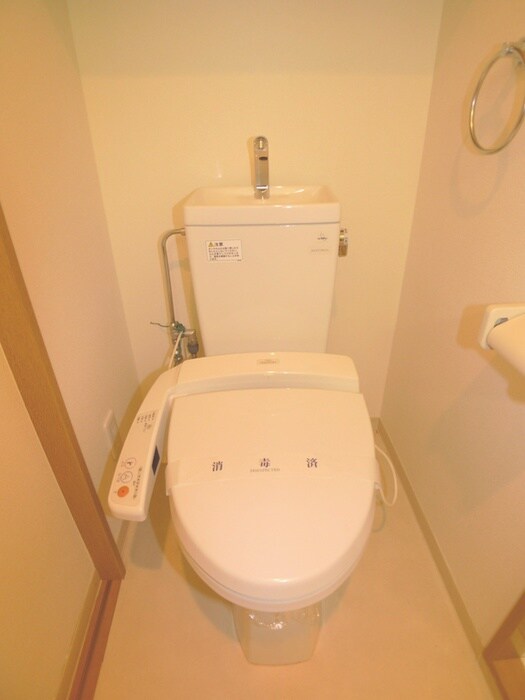 物件内観写真12　(トイレ)