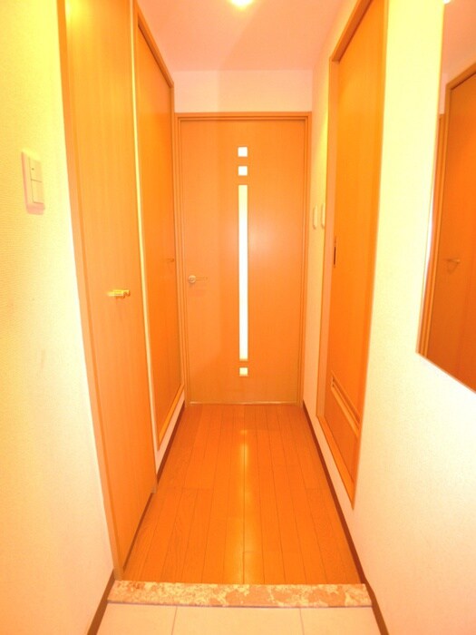 物件内観写真21　(廊下)