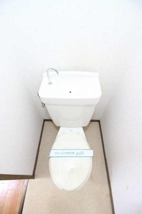 物件内観写真13　(トイレ)