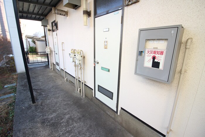 物件内観写真17　(玄関)