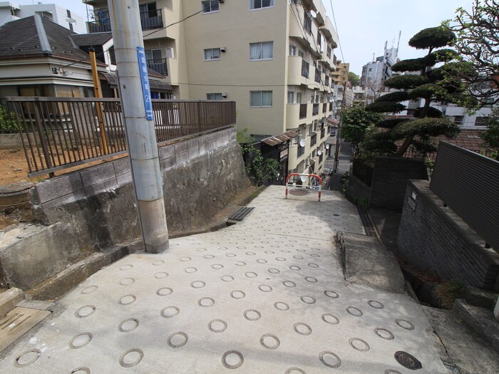 物件外観写真5　(周辺環境)