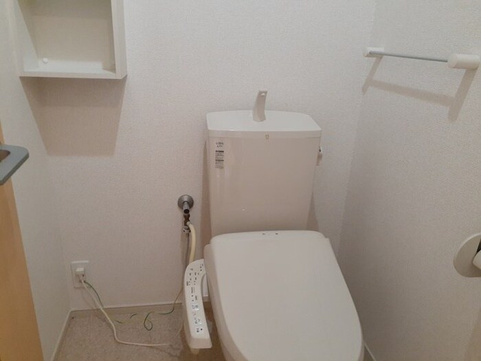 物件内観写真9　(トイレ)