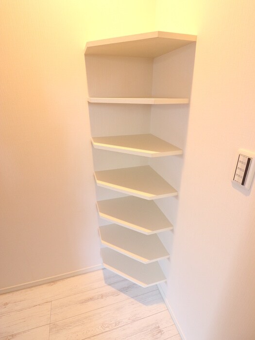 物件内観写真8　(靴箱)