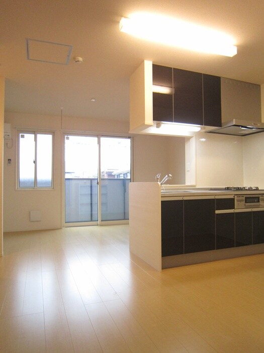 物件内観写真4　(居室)