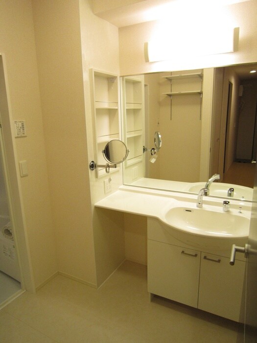 物件内観写真6　(洗面)