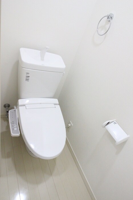 物件内観写真13　(トイレ)