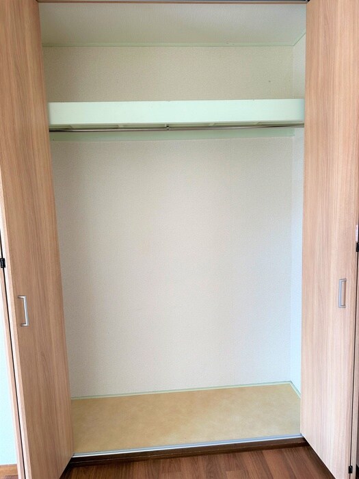 物件内観写真6　(収納)