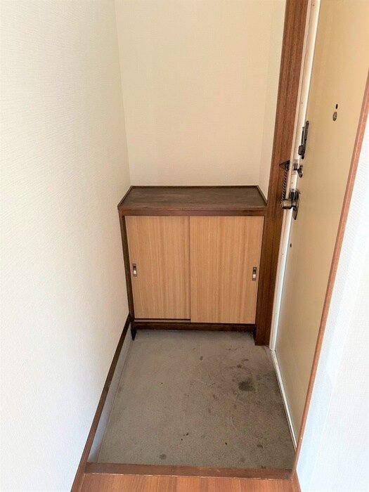 物件内観写真15　(靴箱)