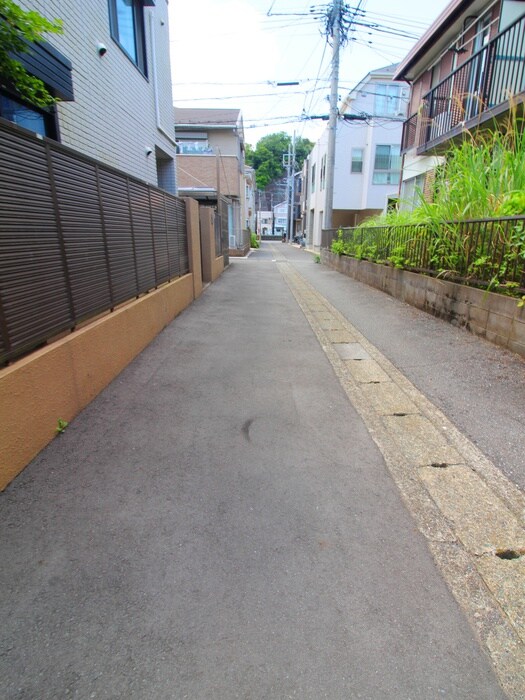 物件外観写真6　(周辺環境)