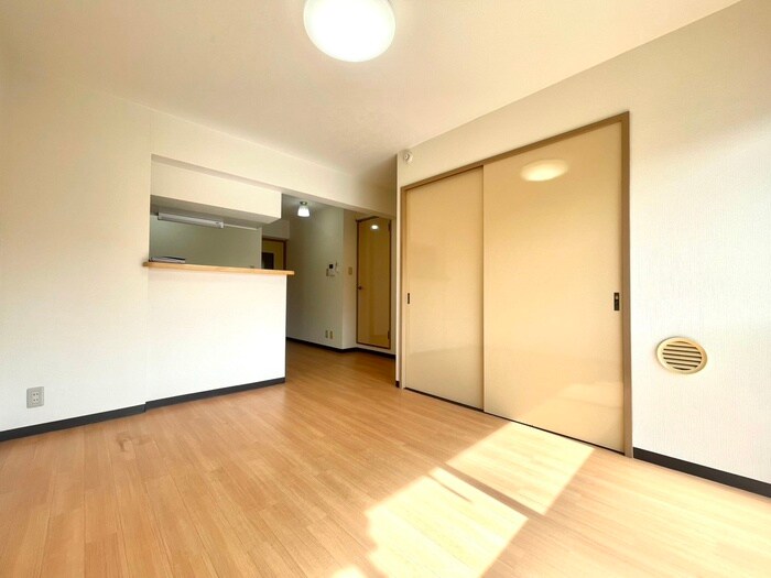 物件内観写真8　(居室)