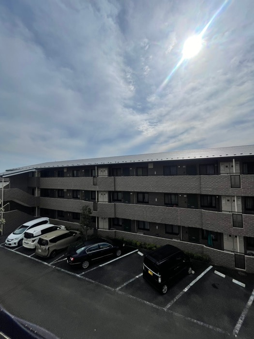 物件内観写真17　(室内からの展望)