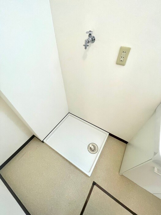 物件内観写真20　(洗濯機置場)