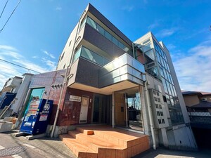 サンホワイトエトワ－ル外観写真