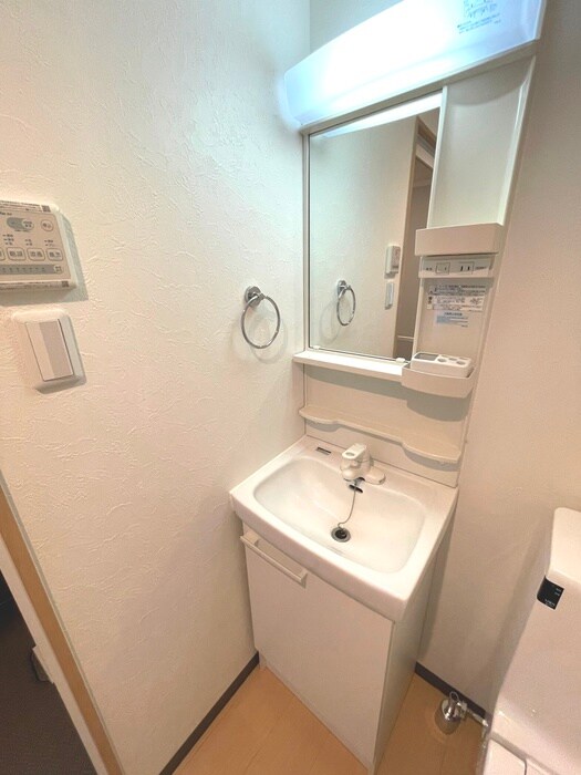 物件内観写真10　(洗面)